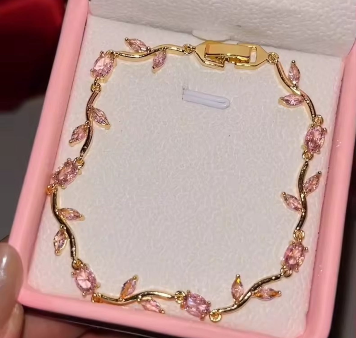 -Tulip Bracelet
(Gold) (Pink Stones)