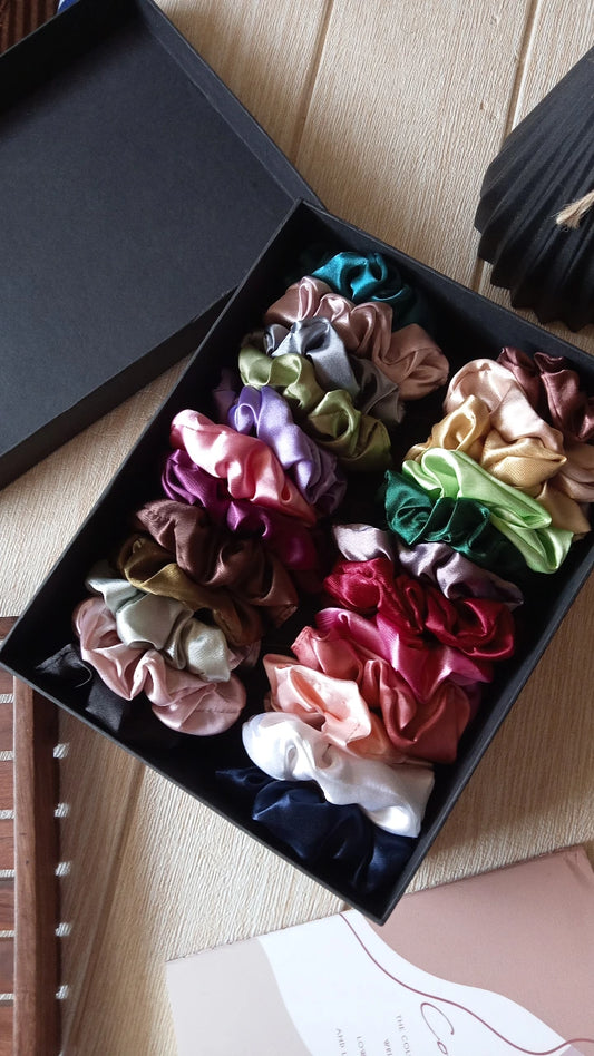 7rs Scrunchies
