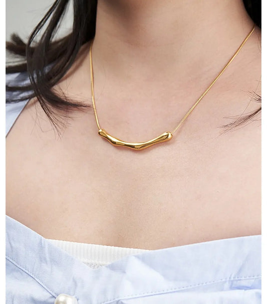 Irregular Bar Bamboo Pendant Snake Chain
Necklace