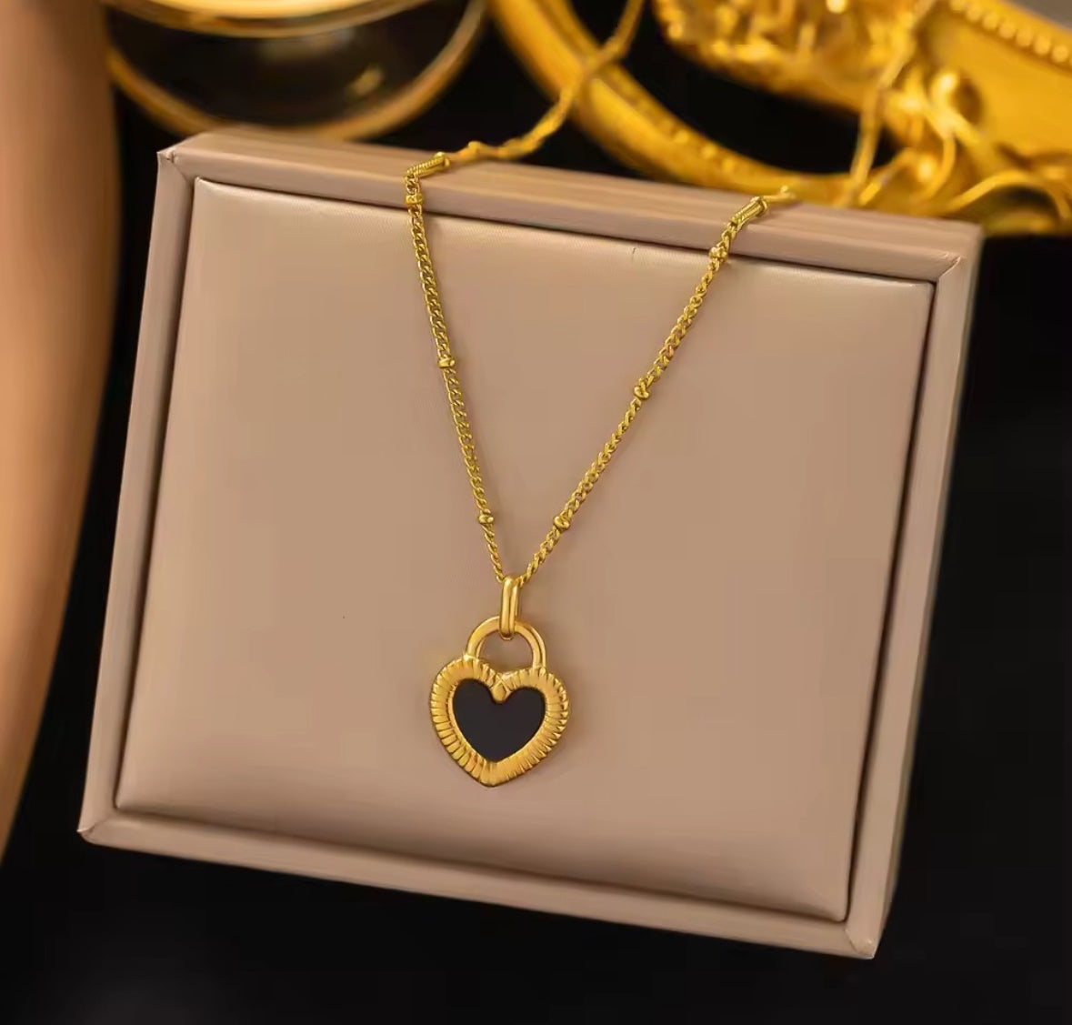 2in1 Color Lock
Necklace
