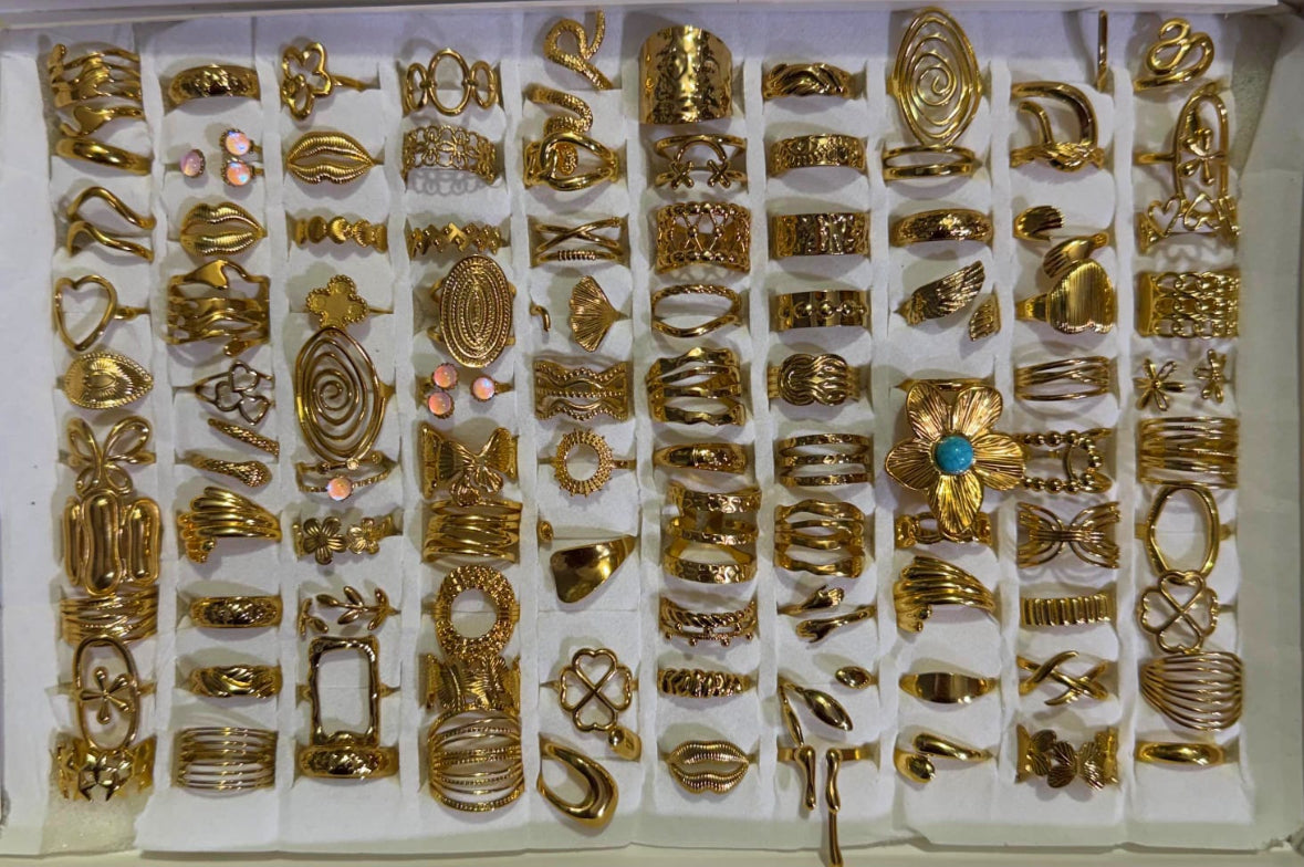 Set of 100 Assorted
Finger Ring Box (Gold)