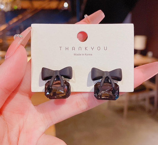Black Bow Knot
Cubic Stone Stud Earrings