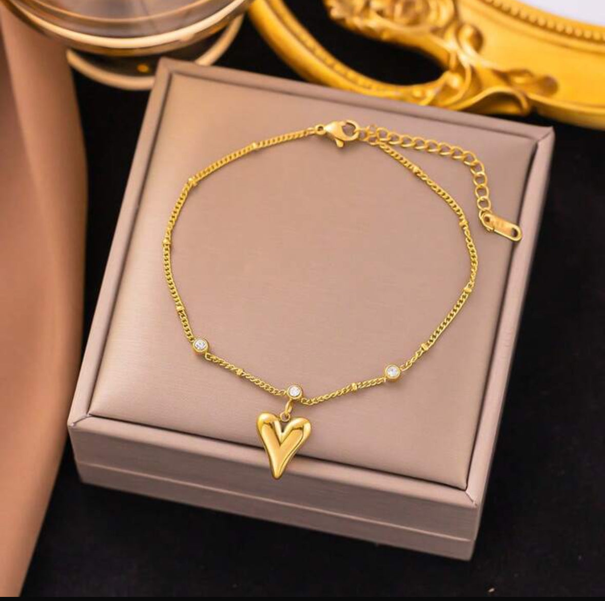 Heart Drop Stone
Bracelet