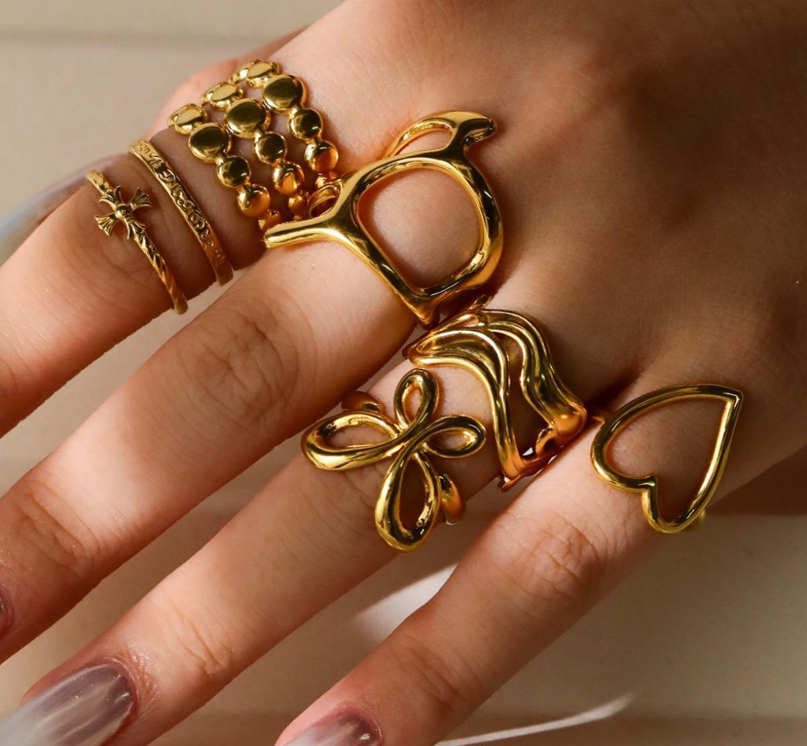 Irregular Hollow Ring