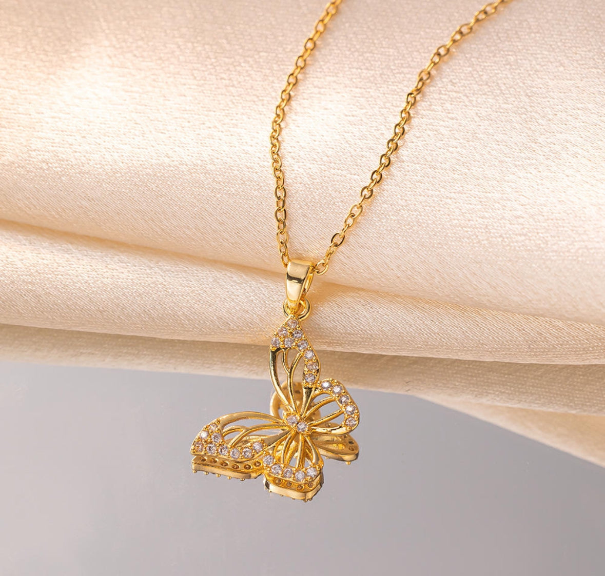 Hollow Butterfly
Necklace