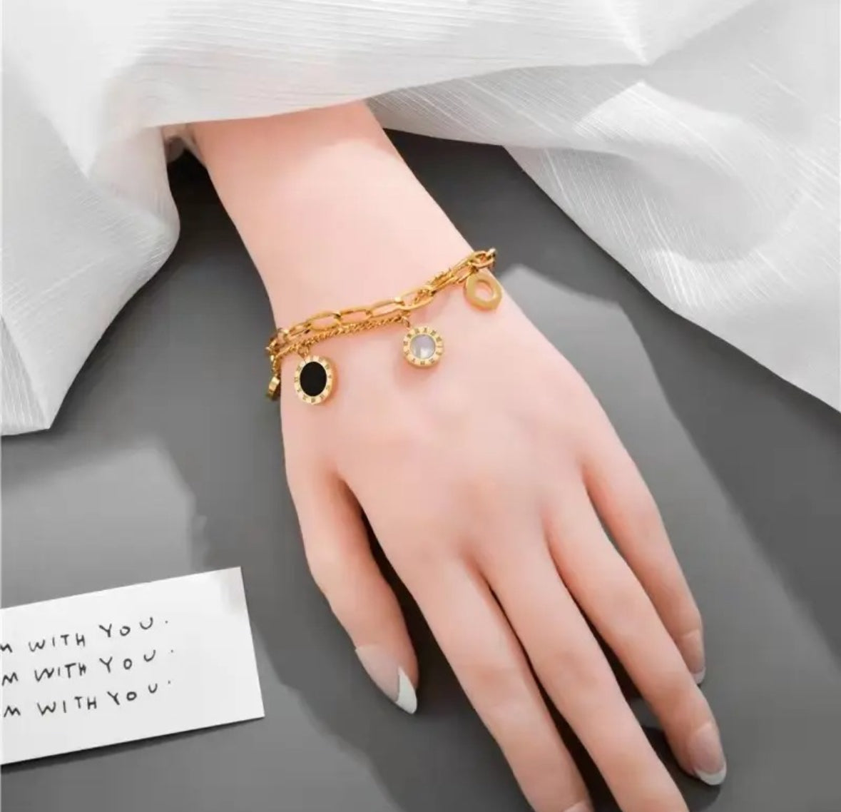 Black and White Bay-Roman Numeral Double Layer
Bracelet