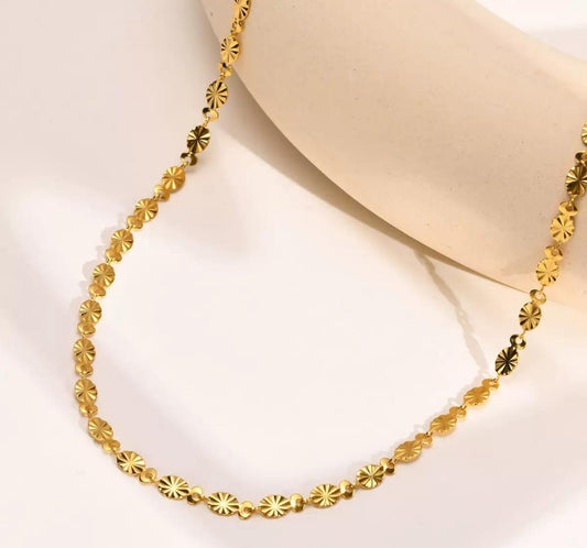 Sunburst Link
Chain Necklace