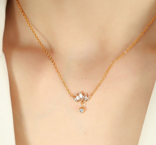 Crown Drop
Necklace