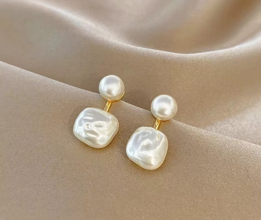 FreshWater Pearl
Drop Stud Earrings