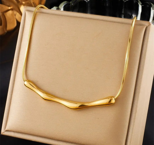 Irregular Bar Bamboo Pendant Snake Chain
Necklace