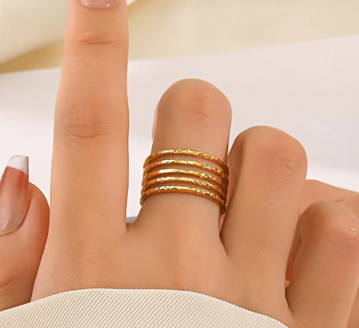 Textured Multi-Layer
Ring