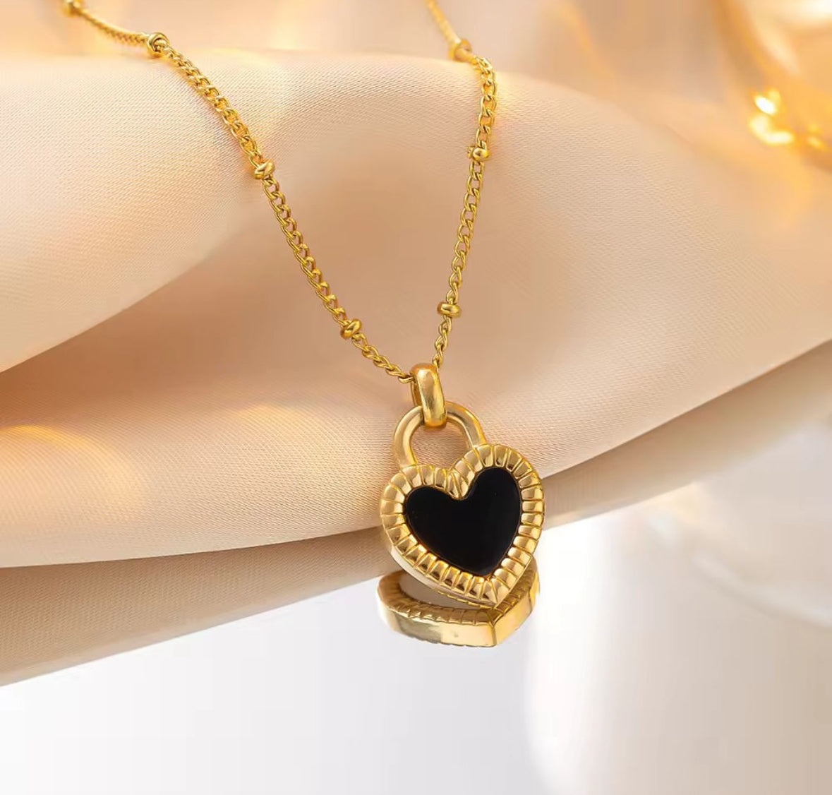 2in1 Color Lock
Necklace