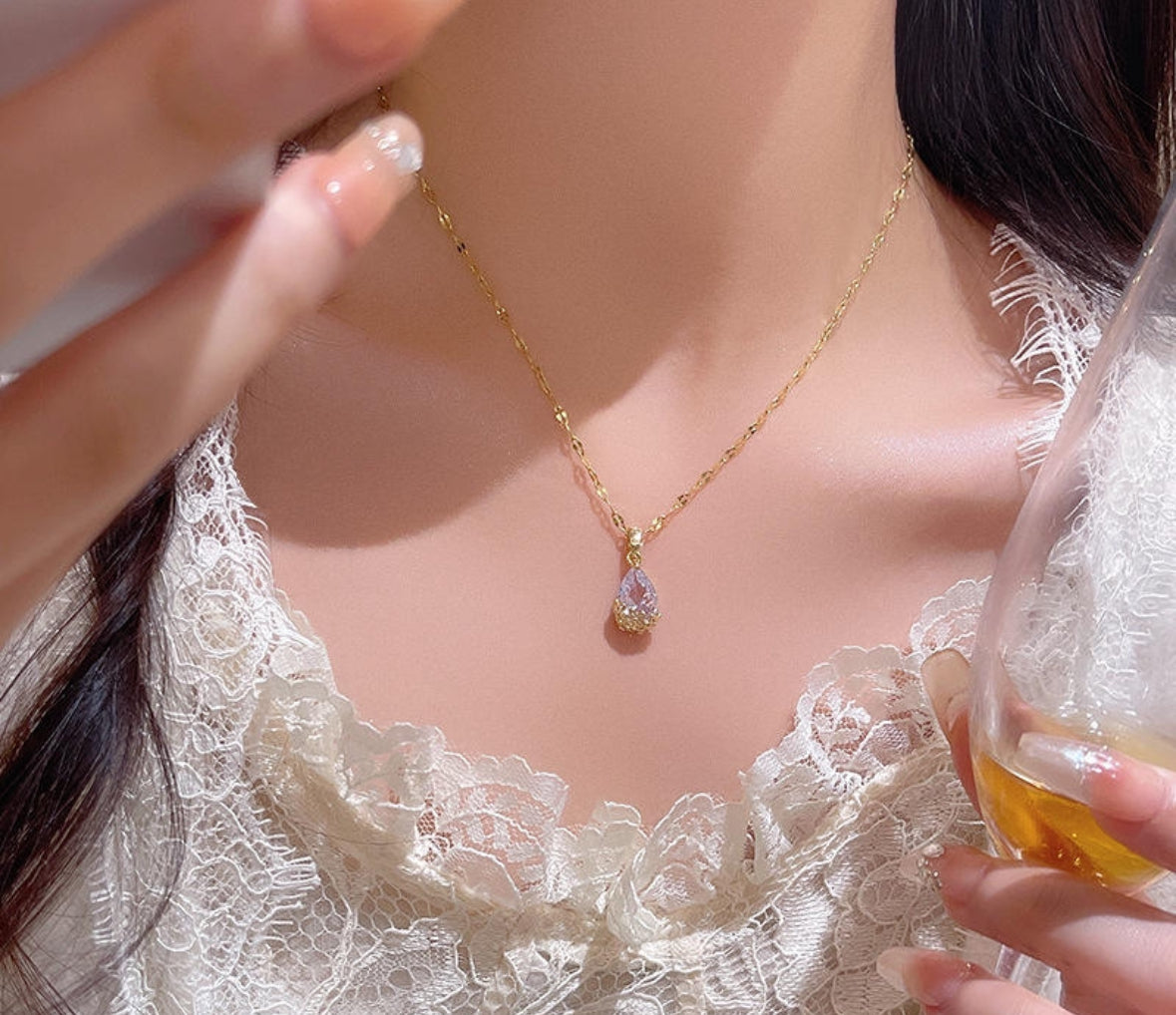 Water Drop Floral Base Pendant Necklace