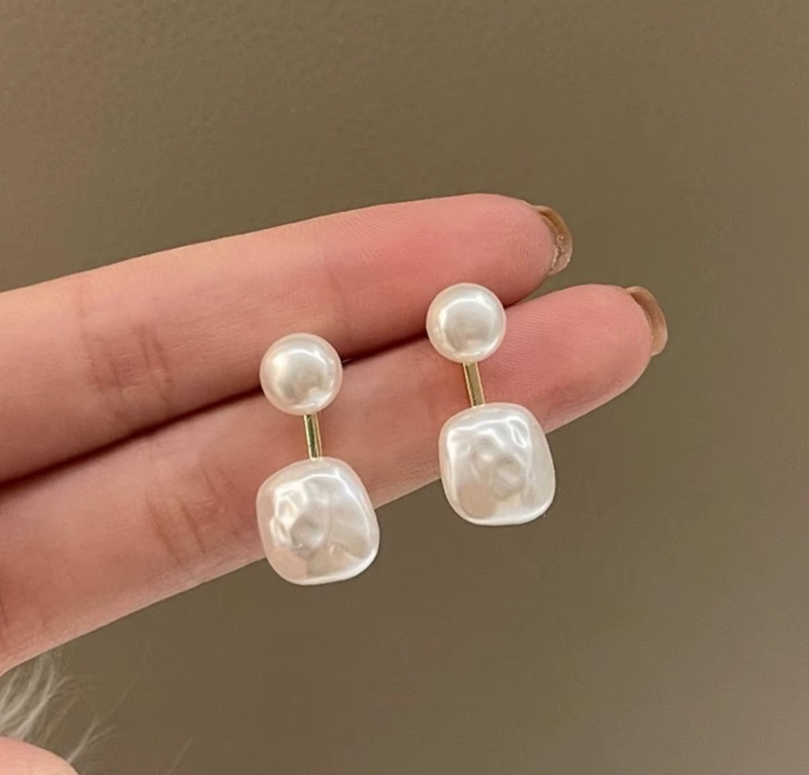 FreshWater Pearl
Drop Stud Earrings